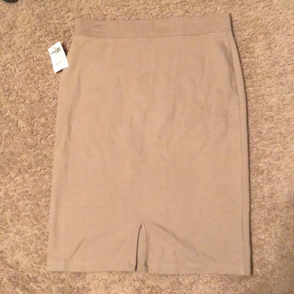 Charlotte Russe midi skirt! - Picture 3 of 3